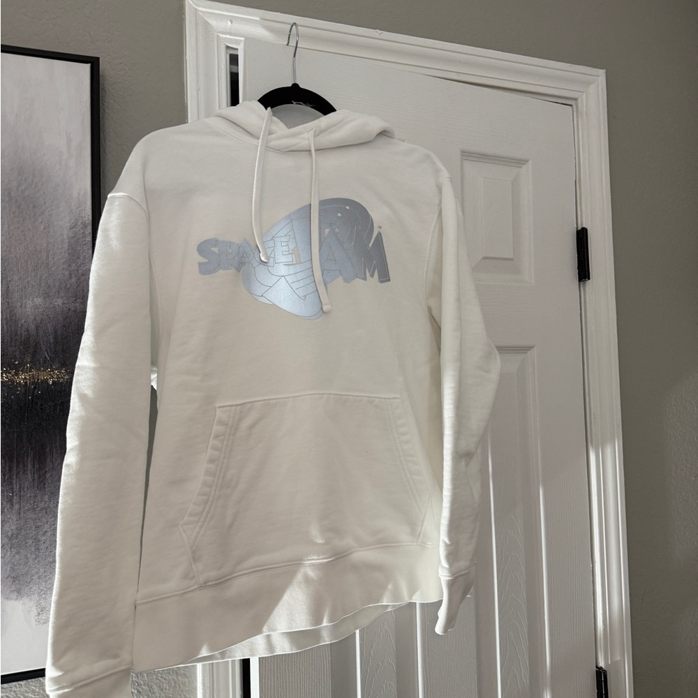 AE Tailgate Space Jam White Hoodie - Picture 5 of 11